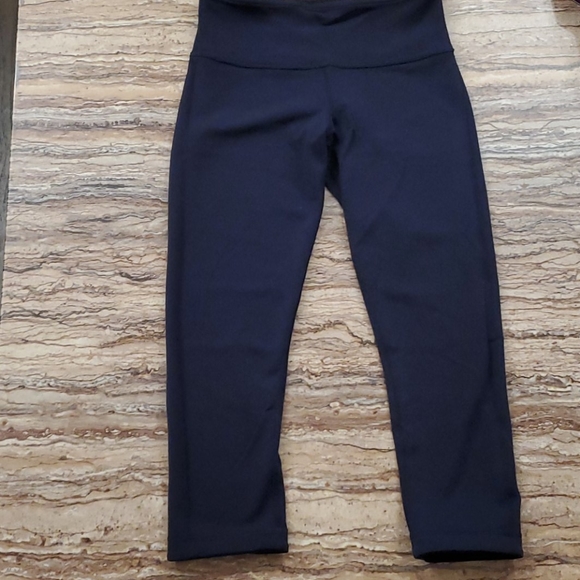 Lululemon crop - Picture 4 of 7
